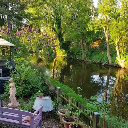 Apartment Am Kanal